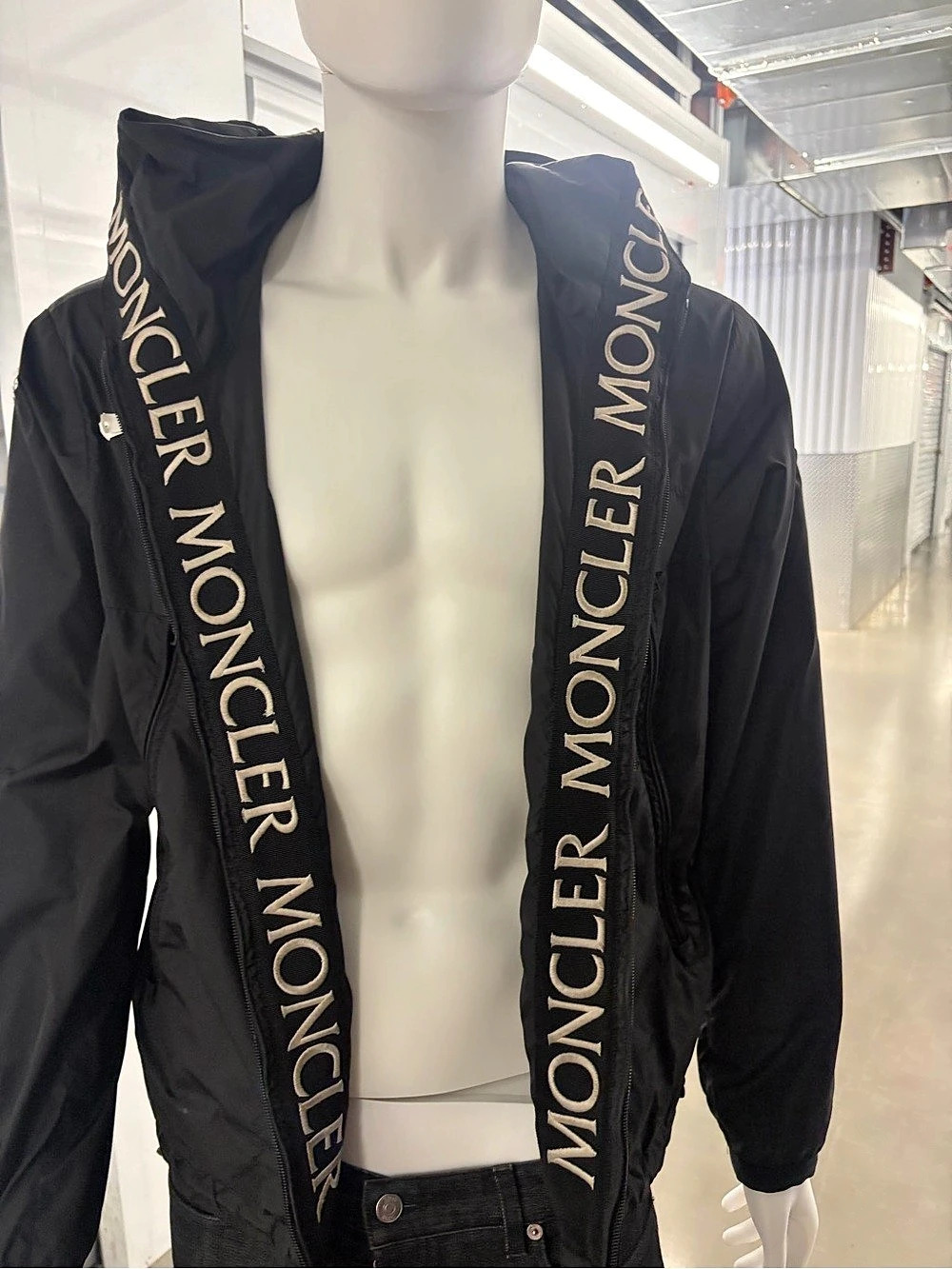 MONCLER MASSEREAU LOGO TAPE HOODED WINDBREAKER SIZE 3